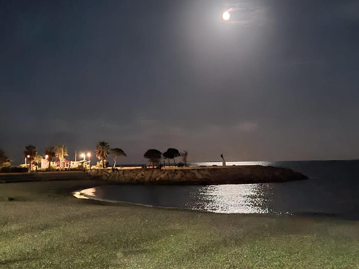 Villa Azzurra Menton Apt Luxe, Front Mer, 4Th Floor Of 5, Wifi, Tvsat, Climate ภายนอก รูปภาพ