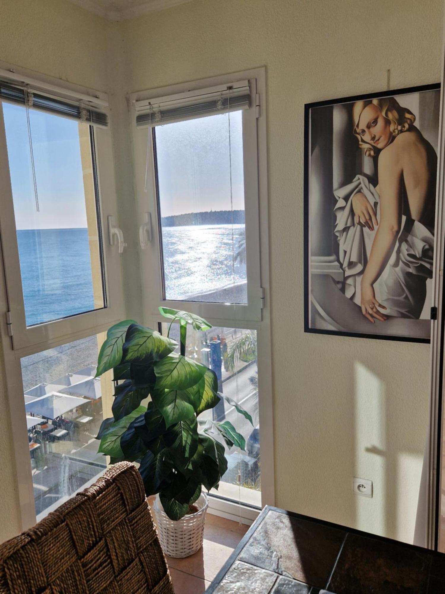 Villa Azzurra Menton Apt Luxe, Front Mer, 4Th Floor Of 5, Wifi, Tvsat, Climate ภายนอก รูปภาพ